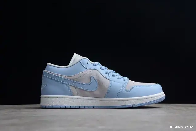 Rep 1 DC0774-050 Jordan Blue University (W) Low 0602